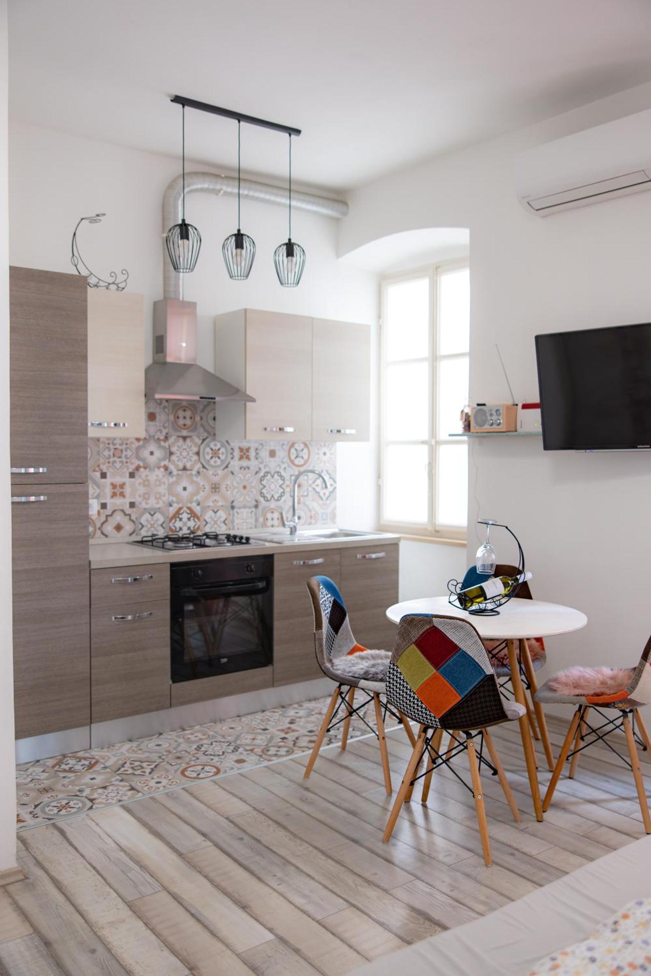 Main Square Apartment Пула Екстериор снимка